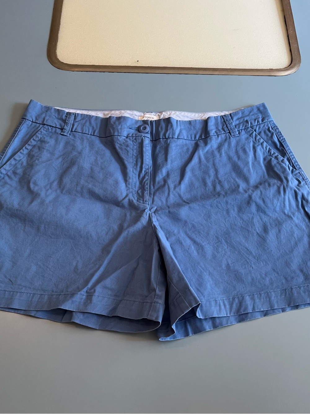 Light Blue Women's Chino Shorts - crown & Ivy